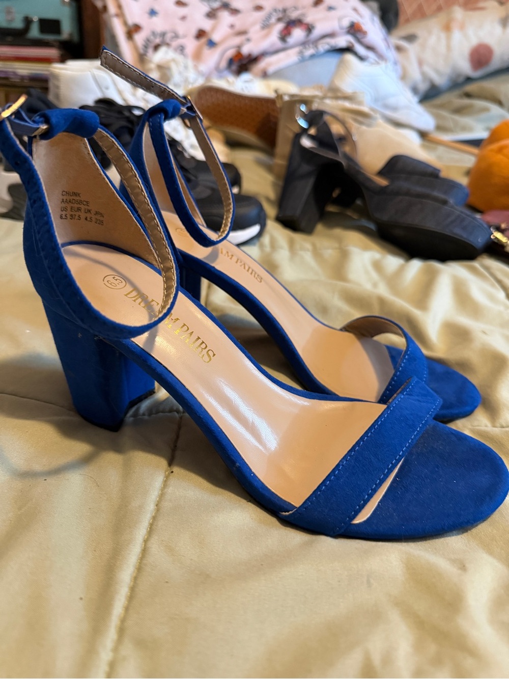 Dream Pairs Bright Blue Chunk Heel Women's Dress Shoes- Size 6.5